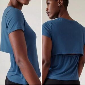Athleta Air Out Cinch Tee blue 
Size S
